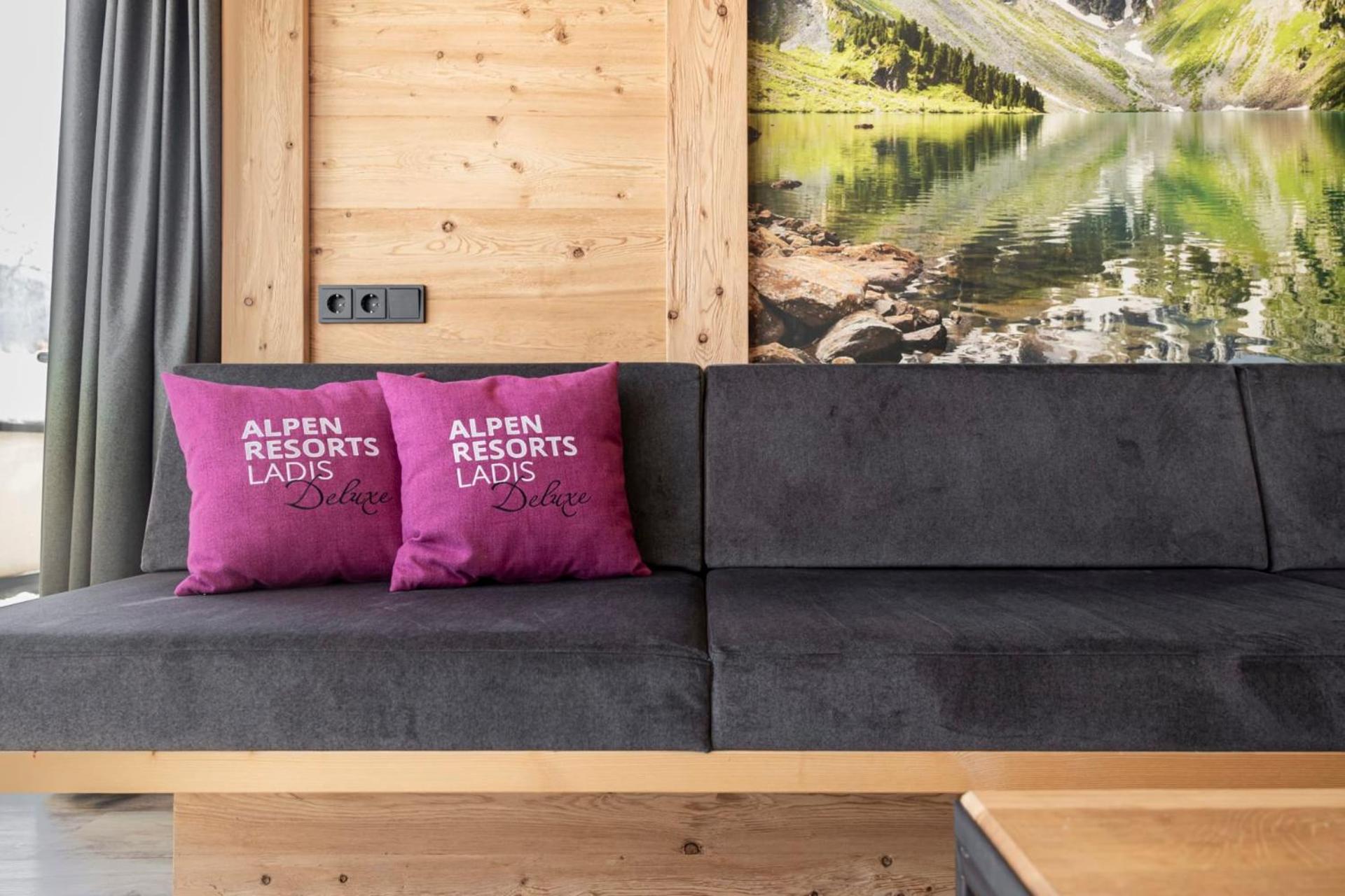 Alpenapart Ladis Ehemals Alpenapart Alexander Inklusive Sommer Bergbahnticket Luaran gambar