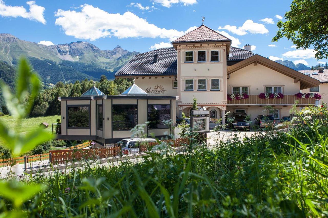 Alpenapart Ladis Ehemals Alpenapart Alexander Inklusive Sommer Bergbahnticket Luaran gambar